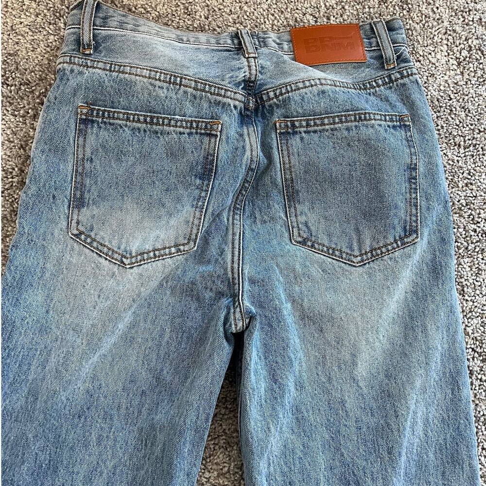 Princess Polly Asymmetrical‎ button front straight leg jeans light wash - Picture 13 of 15